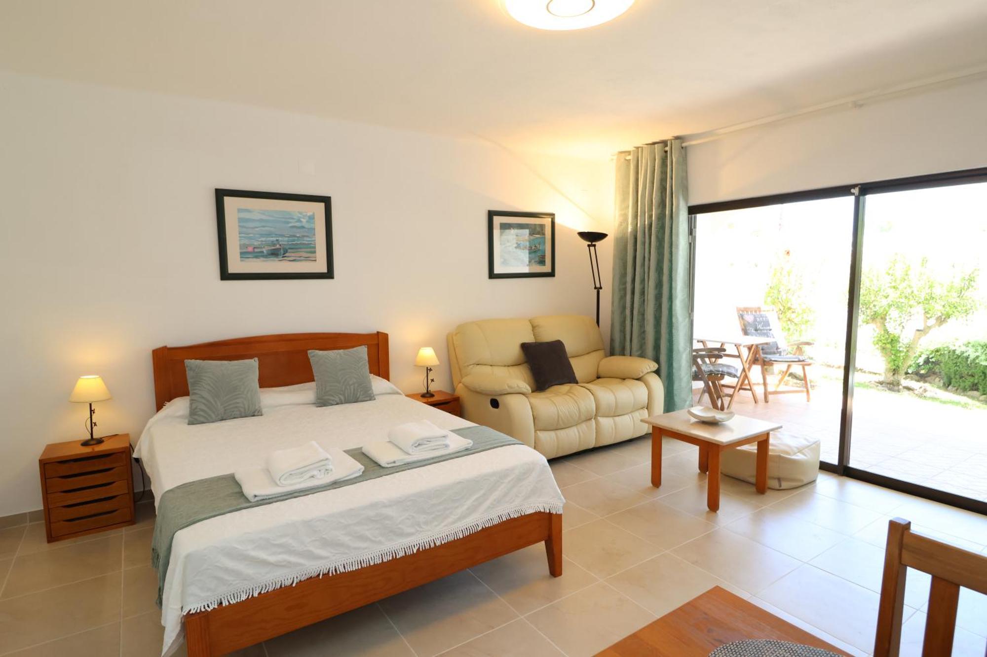 Camelia 52 Beach Studio Apartment - Sao Rafael, Albufeira Exterior photo